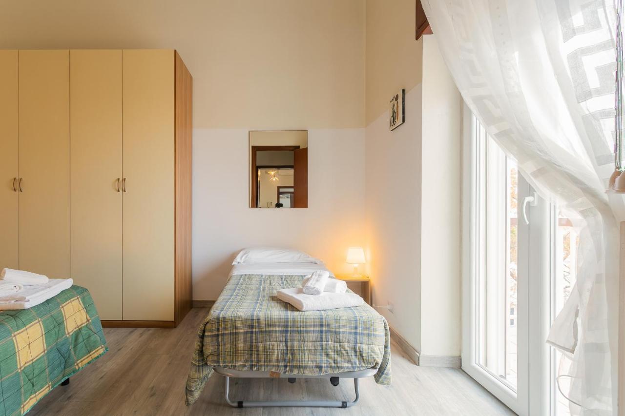 Torre Lama Apartments By Wonderful Italy Барі Екстер'єр фото